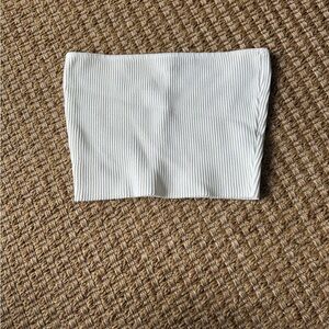 Aritzia Babaton Cream Ribbed Top